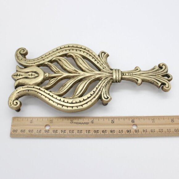 Vintage Wilton 8.5" Brass Trivet, Pot Holder - Picture 4 of 9